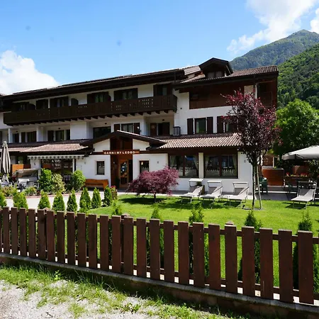 Hotel Garni My Ledro 3*
